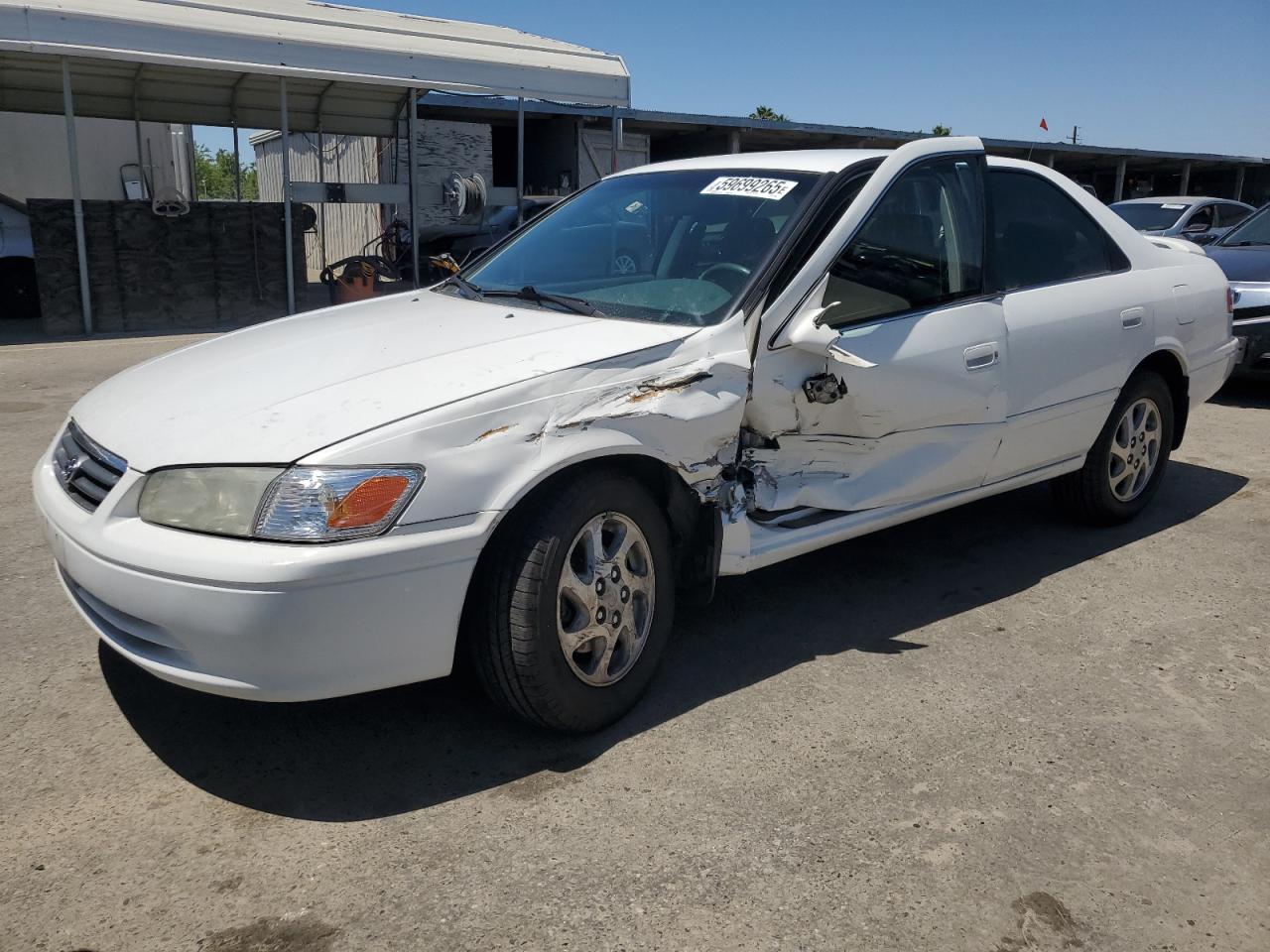 2000 Toyota Camry Ce for Sale in Fresno, CA - Side