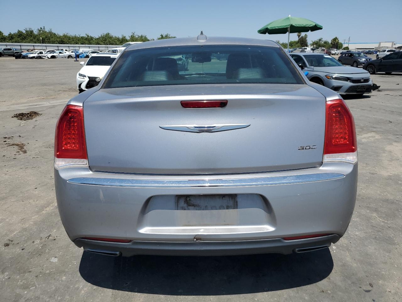 2015 Chrysler 300 Limited VIN: 2C3CCAAG7FH769299 Lot: 62546585