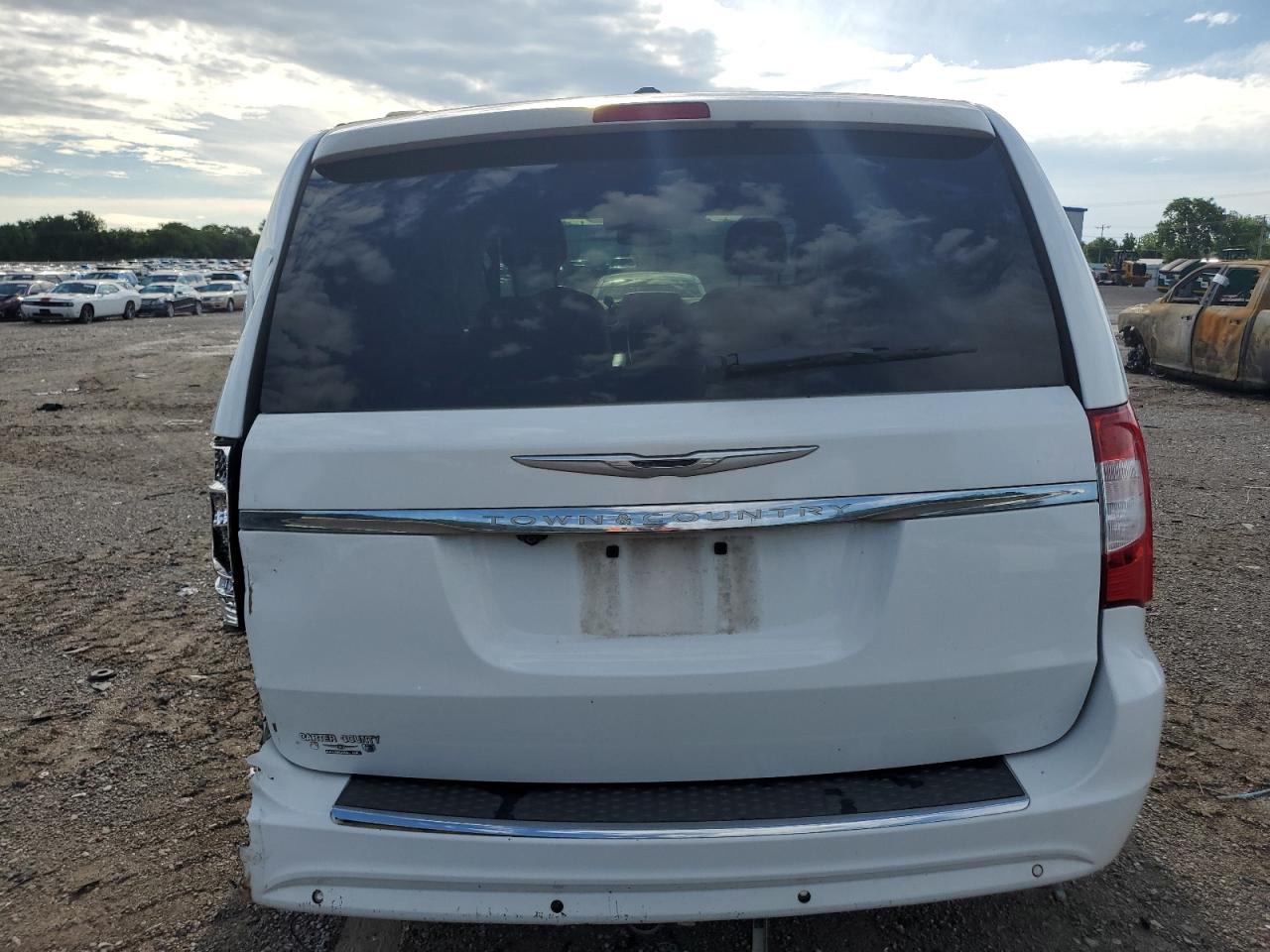 2014 Chrysler Town & Country Touring VIN: 2C4RC1BGXER229006 Lot: 59607715