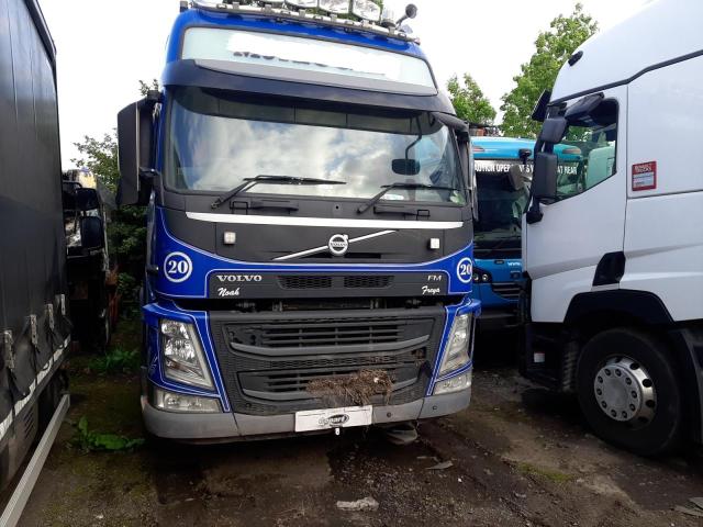 2015 VOLVO FM
