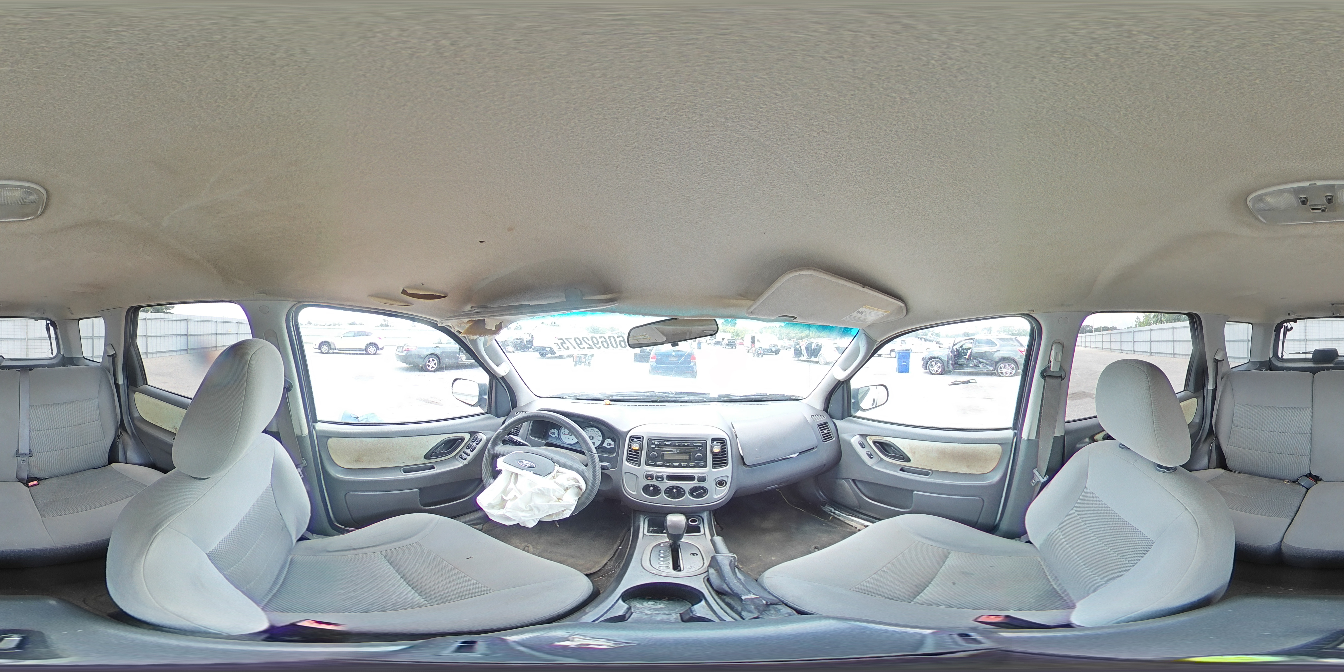 2005 Ford Escape Xlt VIN: 1FMCU03105KC53140 Lot: 60692975