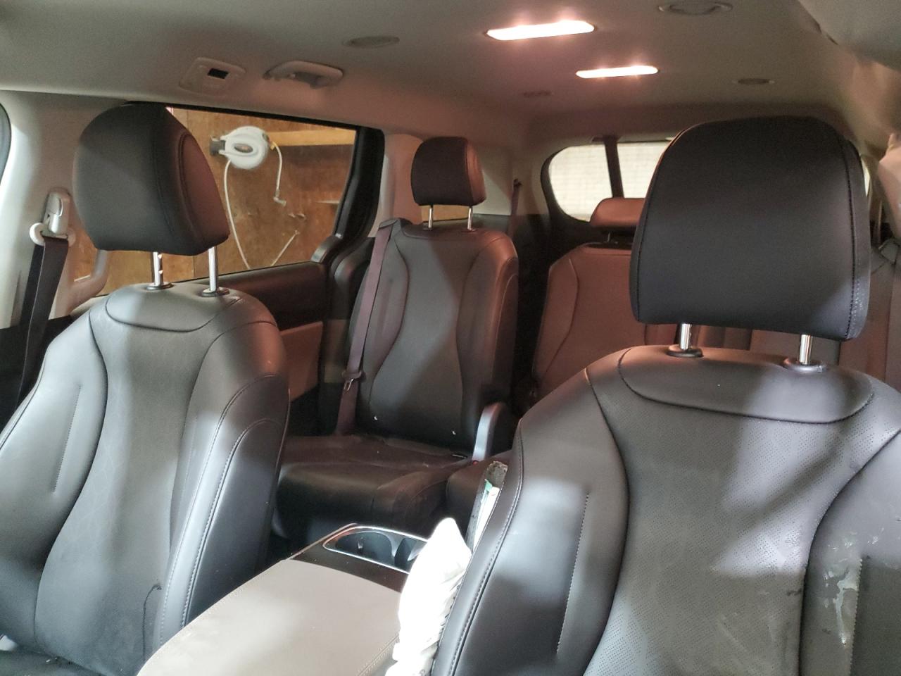 2025 Kia Carnival Lx VIN: KNDNB5K35S6474787 Lot: 59540125