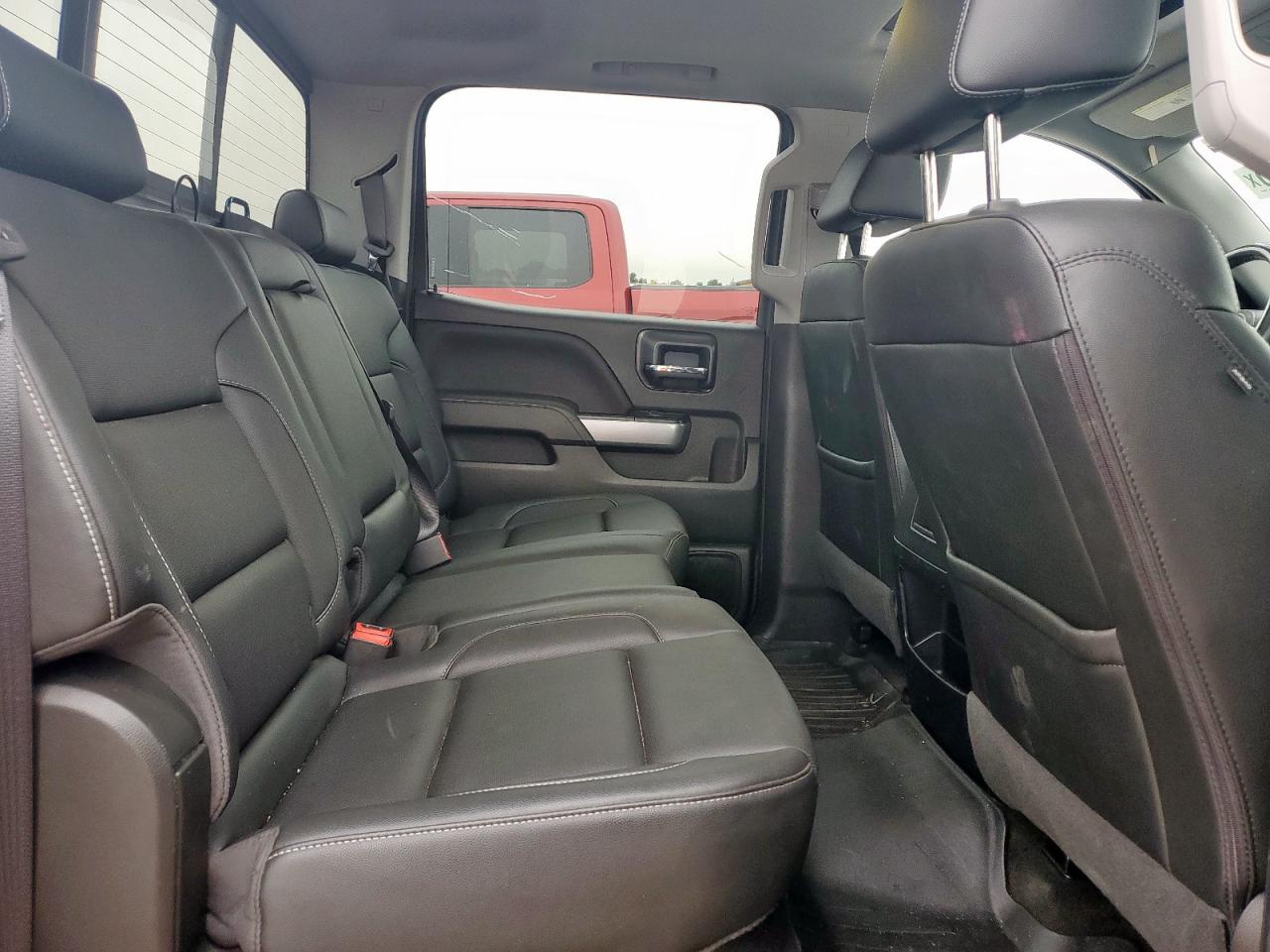 3GCUKSEJ6JG133058 CHEVROLET ALL Models 2018