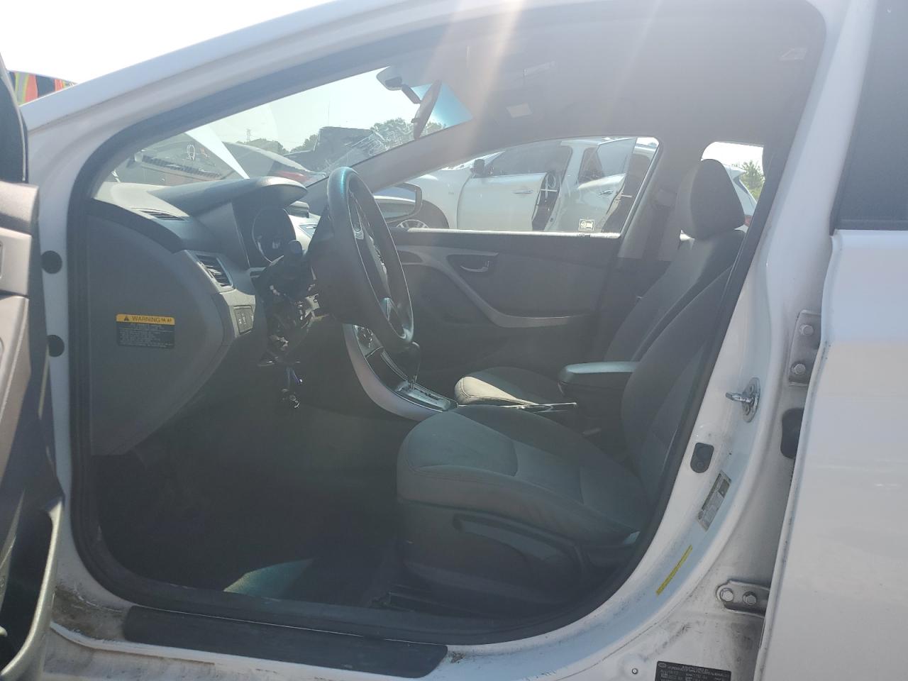 HYUNDAI ELANTRA 2013 VIN 5NPDH4AE1DH403022 фото 7