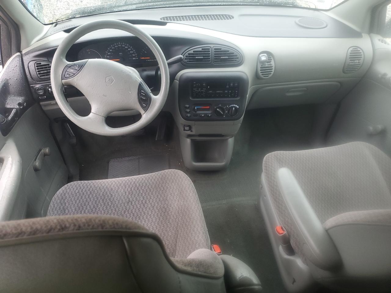 1999 Dodge Caravan VIN: 2B4GP25G6XR462202 Lot: 58992235