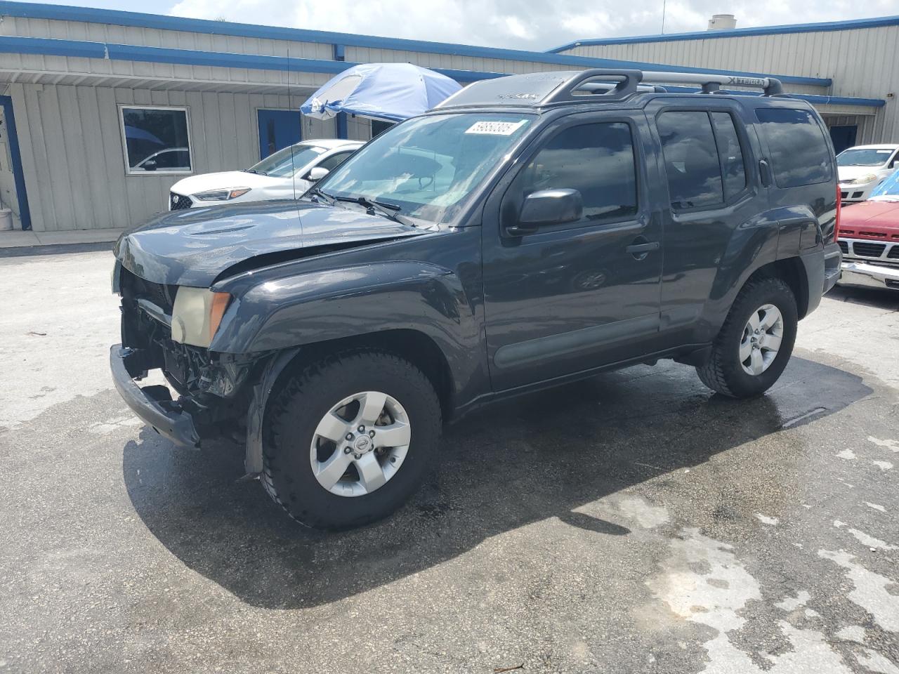 2013 Nissan Xterra X продається в Fort Pierce, FL - Front End