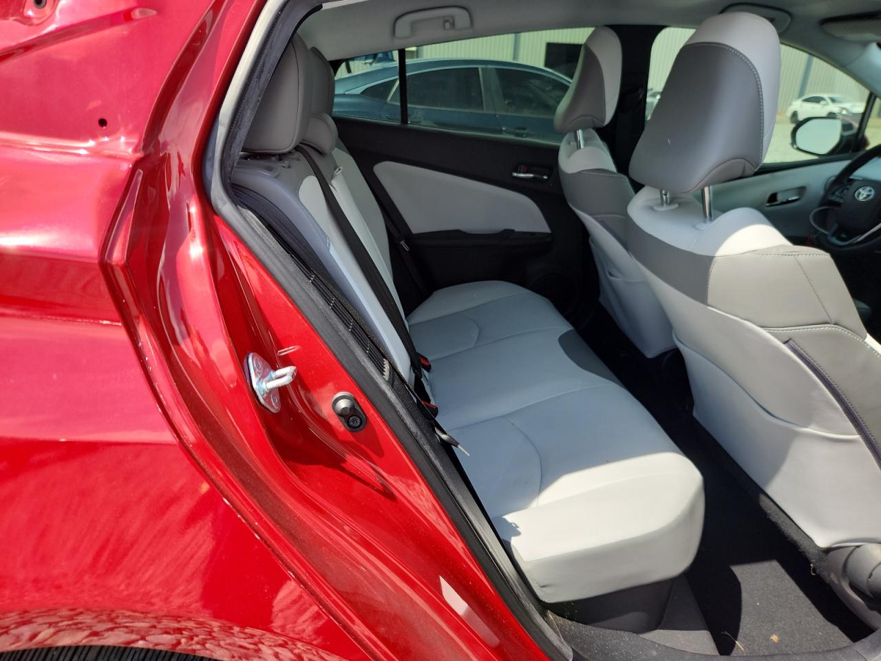 2022 Toyota Prius Prime Le VIN: JTDKAMFP9N3208904 Lot: 62521205