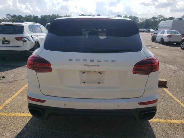 Parquets PORSCHE CAYENNE 2016 Biały