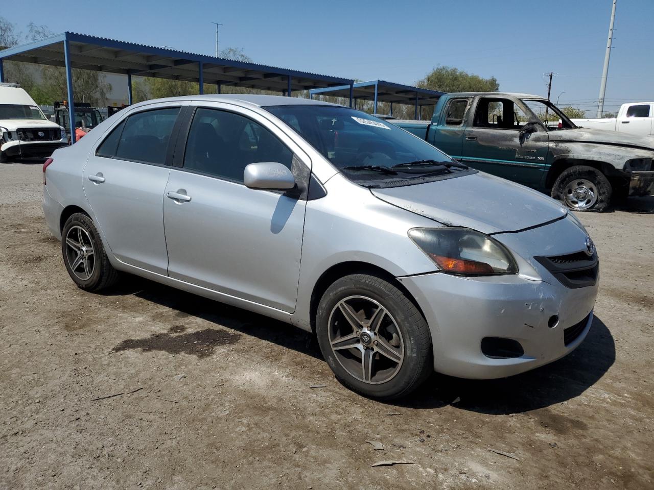 TOYOTA YARIS 2007 VIN JTDBT923071054818 photo 4