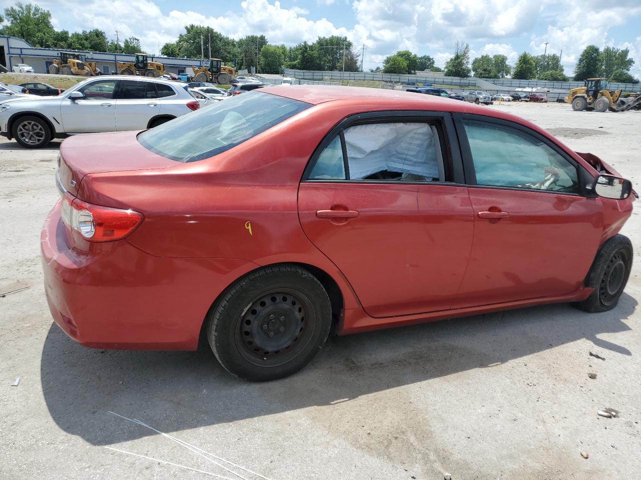 TOYOTA COROLLA 2011 VIN JTDBU4EE4BJ097385 фото 3