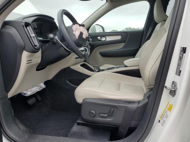  VOLVO XC40 2019 Белы