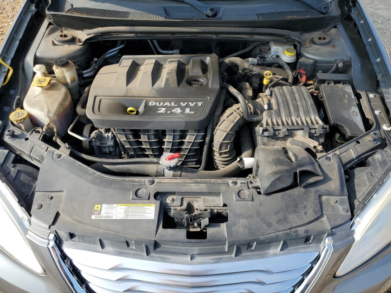 2013 Chrysler 200 Lx VIN: 1C3CCBAB0DN670015 Lot: 62355975