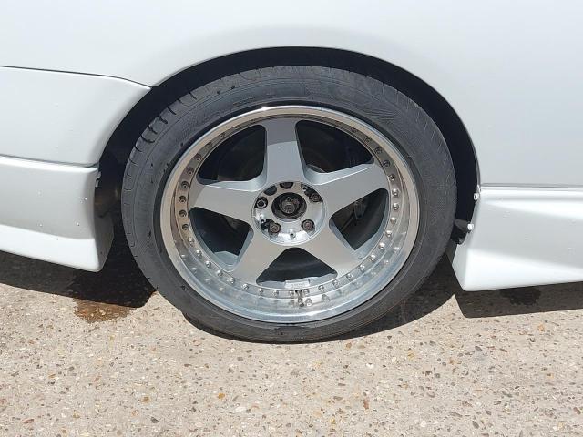 1995 NISSAN  