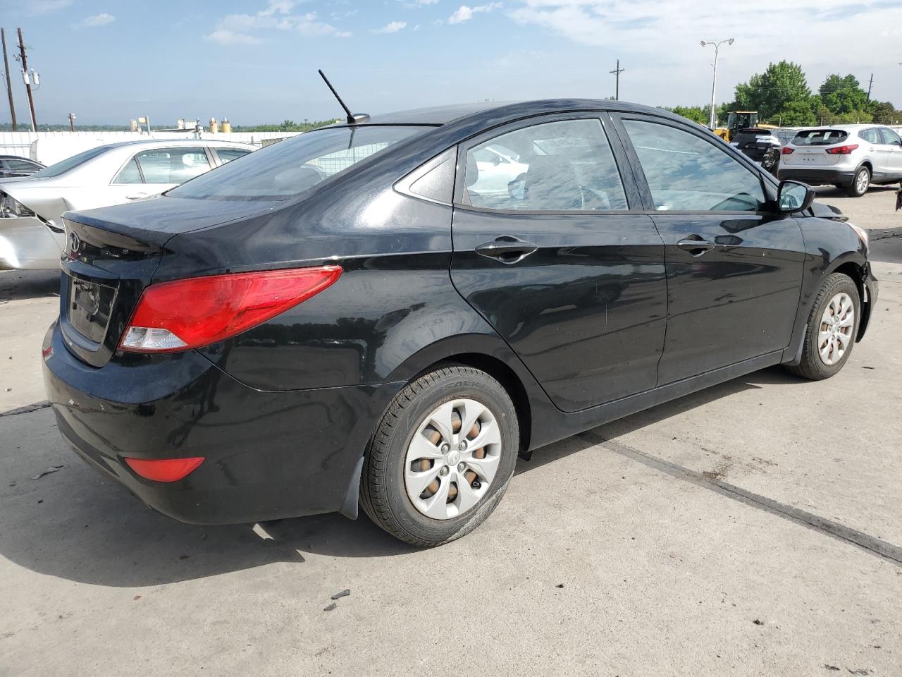 HYUNDAI ACCENT 2015 VIN KMHCT4AE4FU812064 фото 3