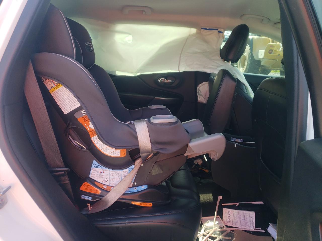 2019 Jeep Cherokee Limited VIN: 1C4PJLDB9KD270297 Lot: 61461305