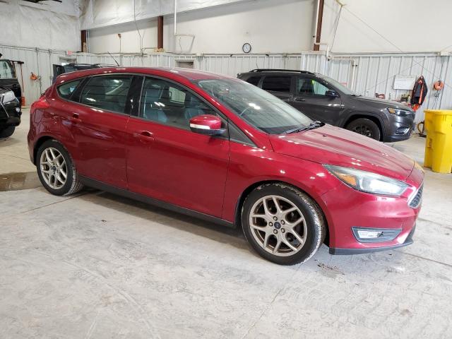 Hatchbacks FORD FOCUS 2015 Red