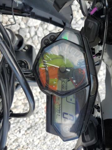2017 YAMAHA YZFR3   