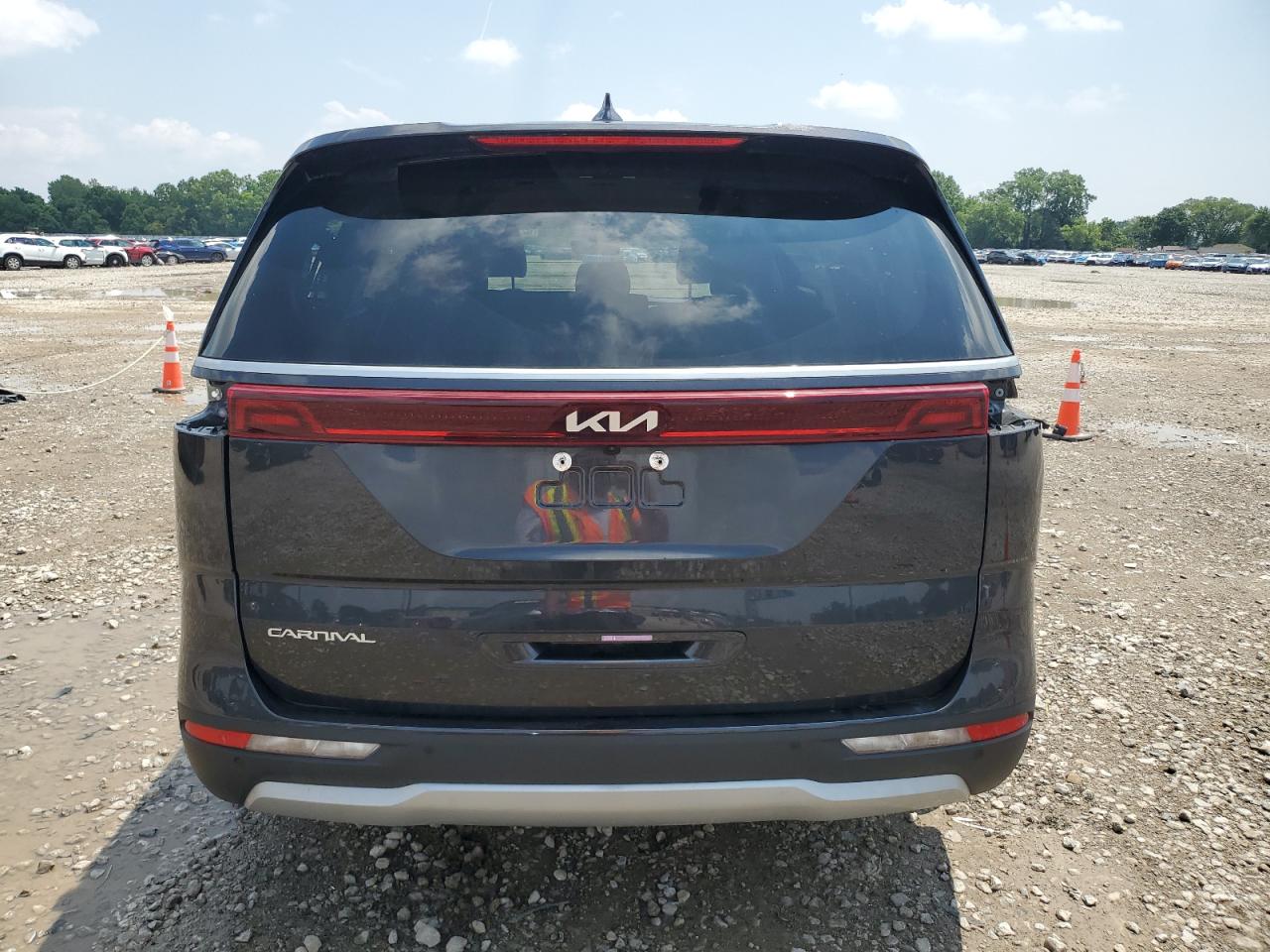 2024 Kia Carnival Lx VIN: KNDNB4H34R6351882 Lot: 62301355
