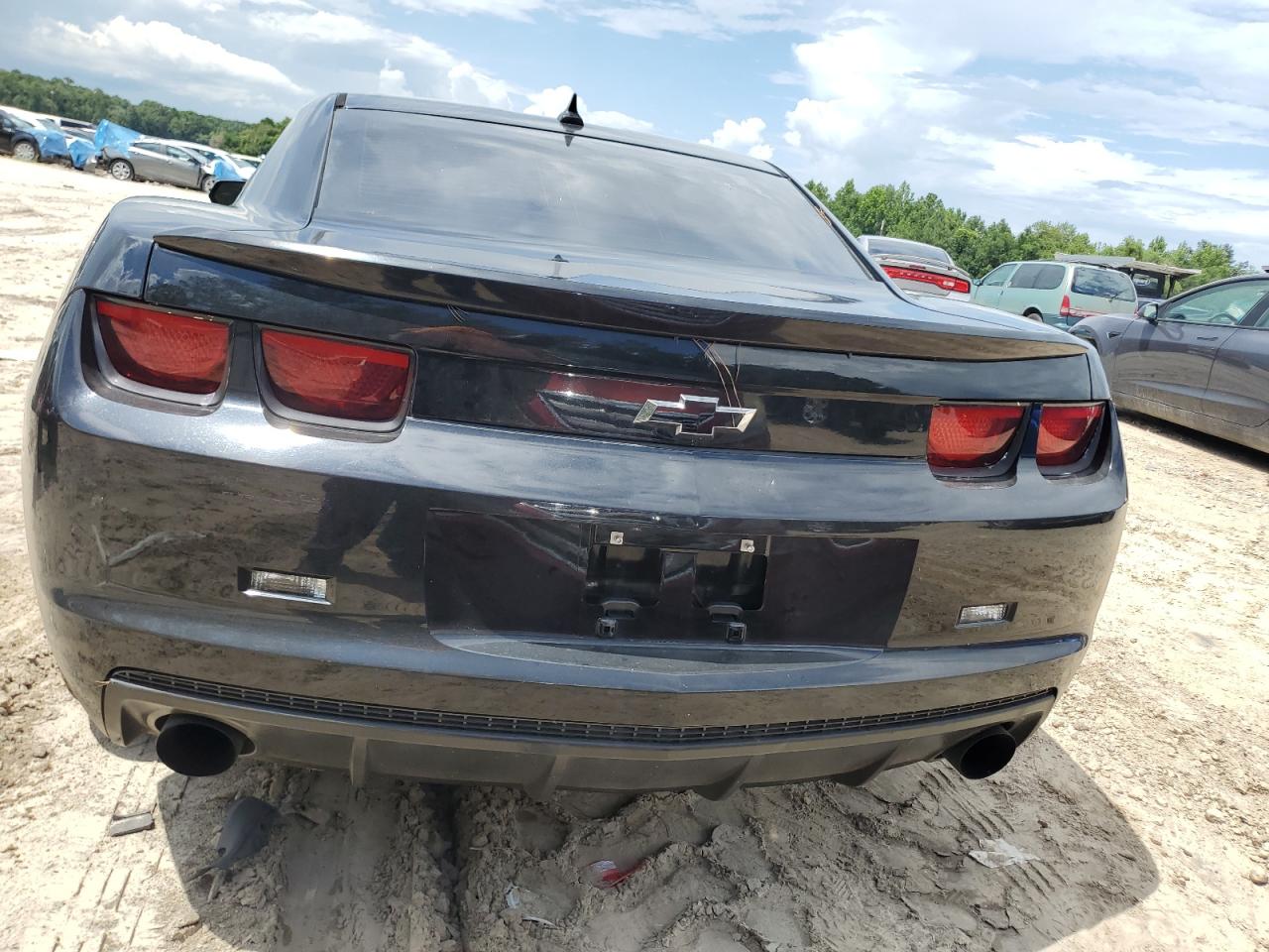 2013 Chevrolet Camaro Ls VIN: 2G1FE1E35D9123558 Lot: 63188105