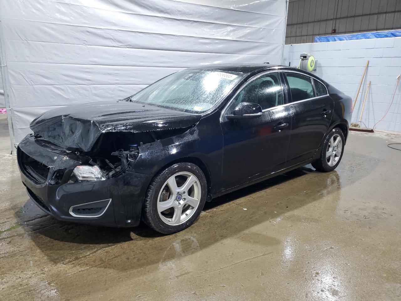 2013 Volvo S60 T5 за продажба в Candia, NH - Front End