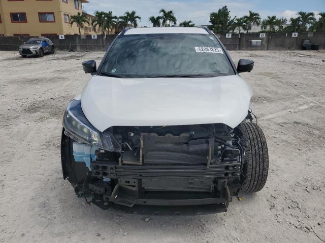  NISSAN KICKS 2024 Білий