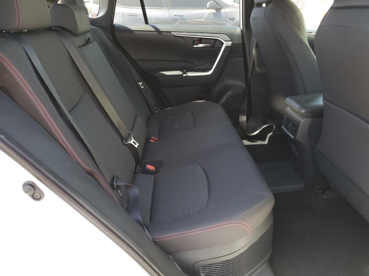 TOYOTA RAV4 2025 VIN JTMCB3FV8SD249377 photo 11