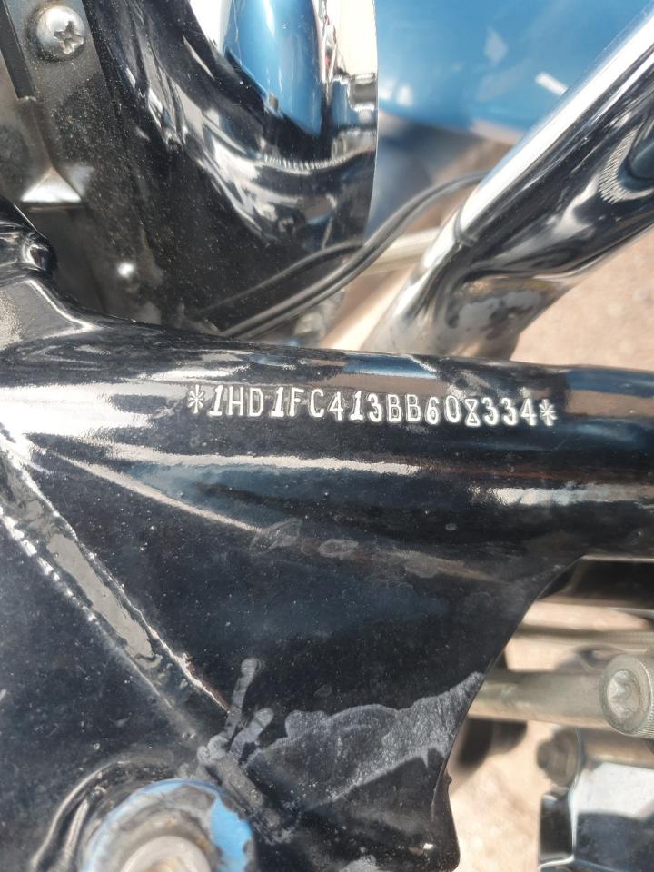 2011 Harley-Davidson Flhtcu VIN: 1HD1FC413BB608334 Lot: 62081185