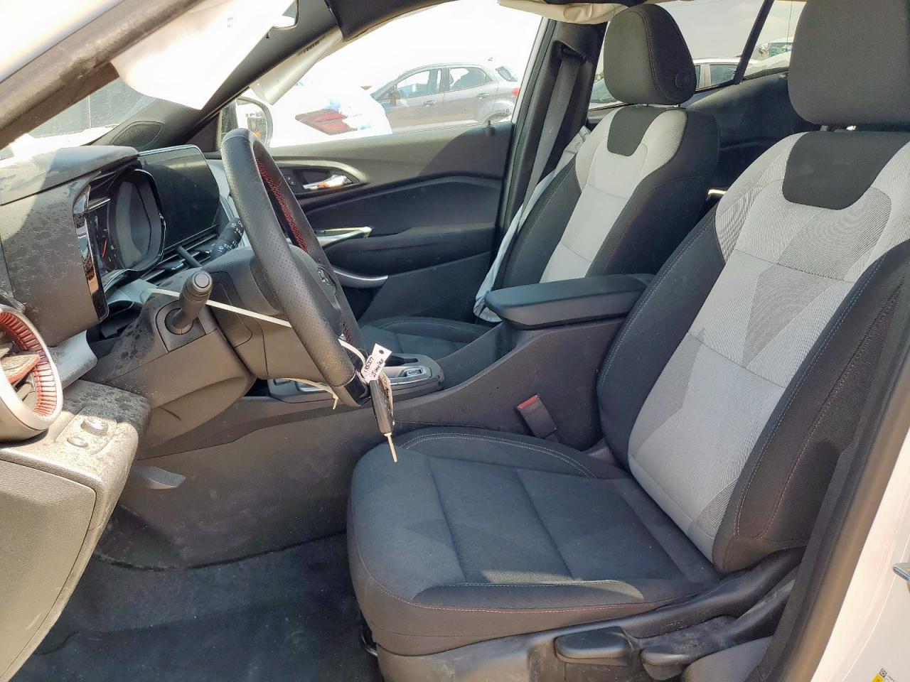 KL77LGEP9SC164799 CHEVROLET TRAX 1RS 2025