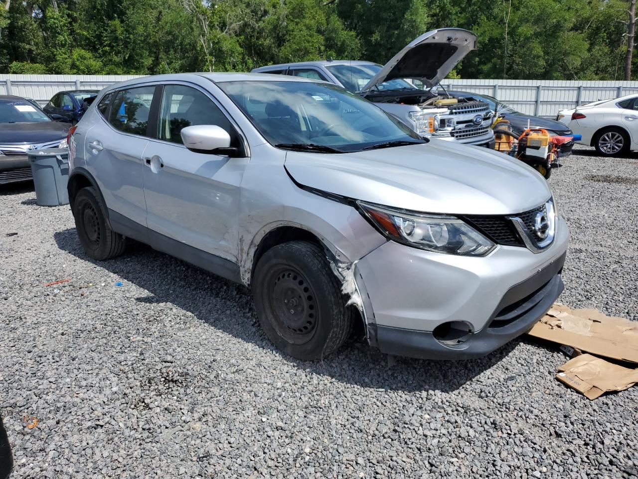 JN1BJ1CR6JW200842 NISSAN ROGUE 2018