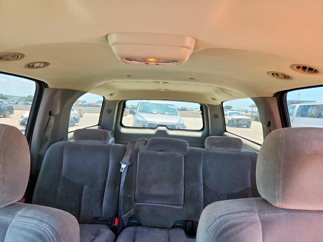 2003 Chevrolet Suburban C1500 VIN: 1GNEC16T33J218444 Lot: 61261815