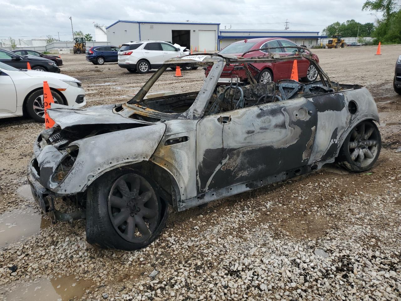 2006 Mini Cooper S zu verkaufen in Milwaukee, WI - Burn