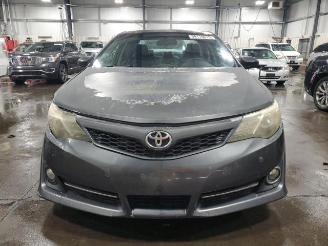  TOYOTA CAMRY 2013 Серый