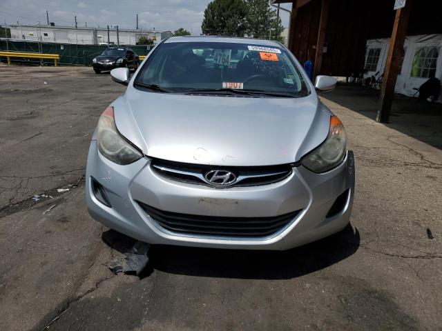 Sedans HYUNDAI ELANTRA 2012 Srebrny