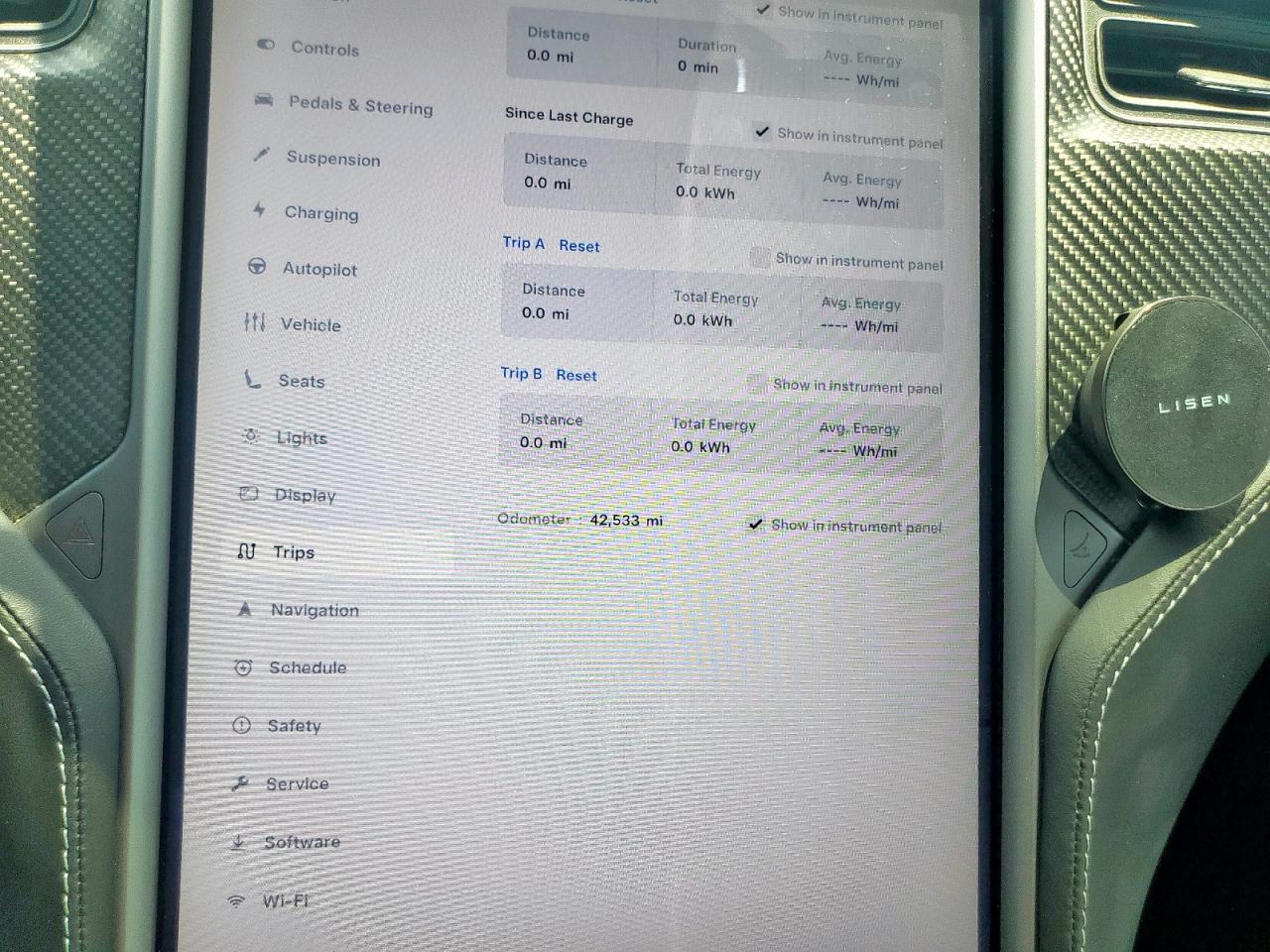 2018 Tesla Model X VIN: 5YJXCBE43JF126966 Lot: 62711405