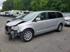 2011 Chrysler Town & Country Touring L продається в Glassboro, NJ - Front End