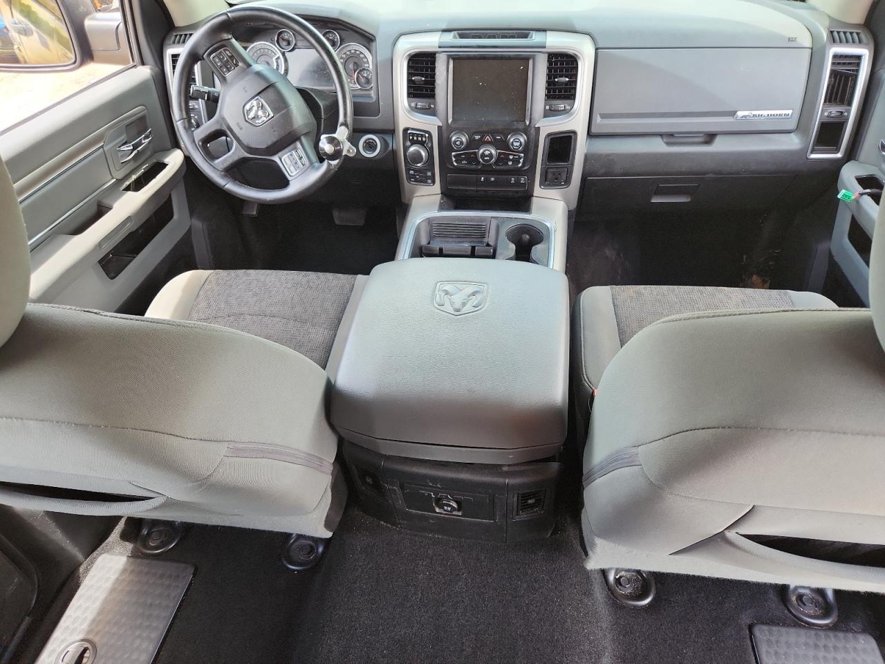 2017 Ram 1500 Slt VIN: 3C6RR7LT4HG505145 Lot: 61973965