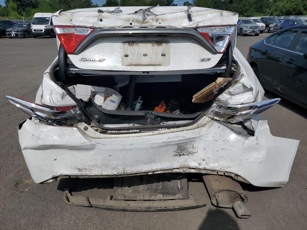 2015 Toyota Camry Le VIN: 4T1BF1FKXFU033638 Lot: 60846825