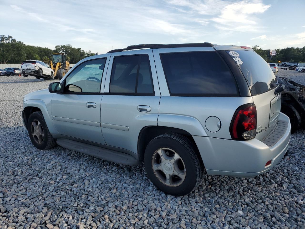 CHEVROLET TRAILBLZR 2008 VIN 1GNDT13S282225040 zdjęcie 2
