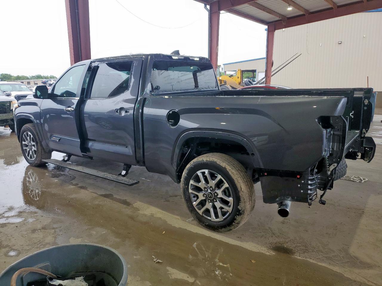 2024 Toyota Tundra Crewmax Platinum VIN: 5TFMC5EC2RX004631 Lot: 59924285