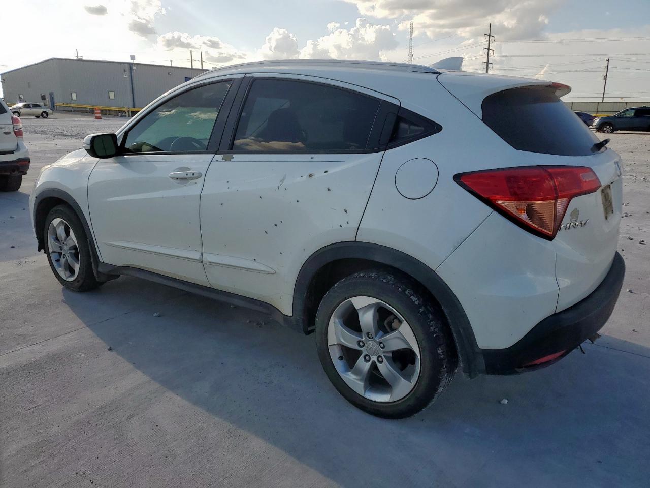 HONDA HR-V 2017 VIN 3CZRU5H79HM719017 фото 2