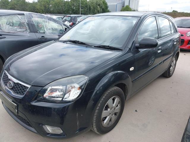 KIA RIO DOMINO 2011