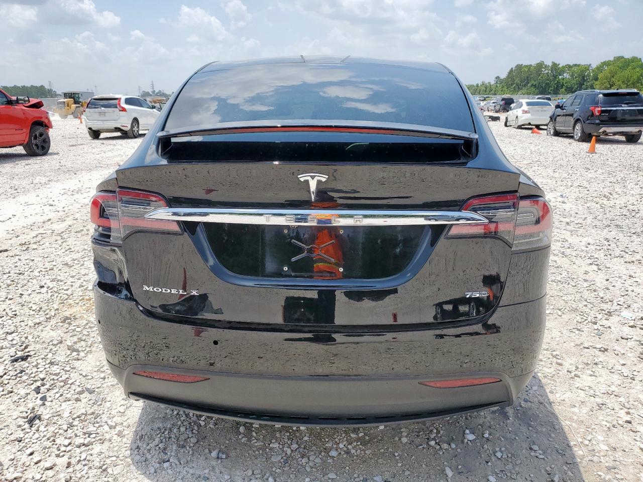 2017 Tesla Model X VIN: 5YJXCDE24HF049724 Lot: 59272965