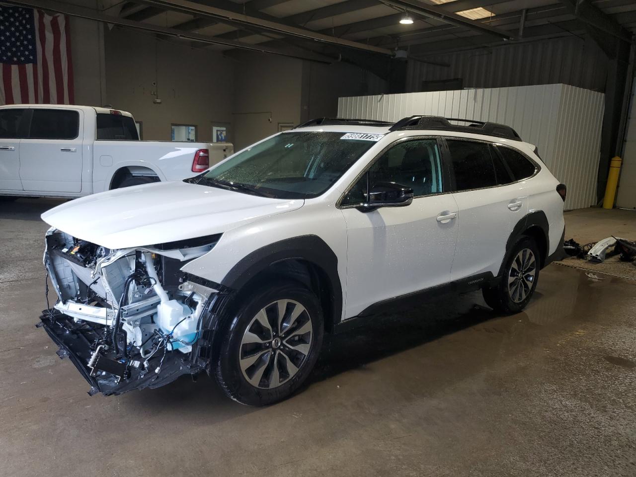 2024 Subaru Outback Li 2.5L за продажба в West Mifflin, PA - Front End