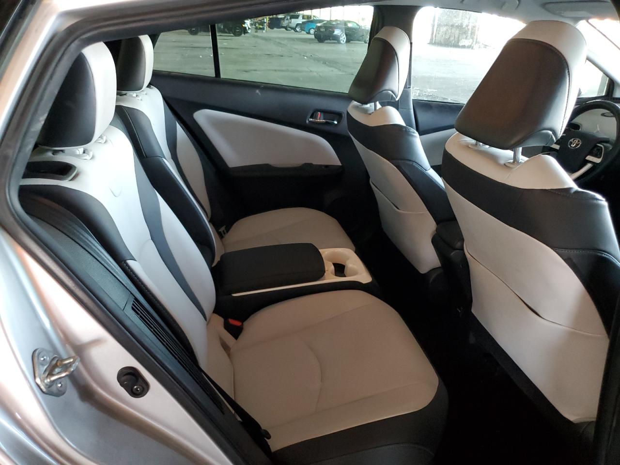 2018 Toyota Prius Prime VIN: JTDKARFP8J3068271 Lot: 62234195