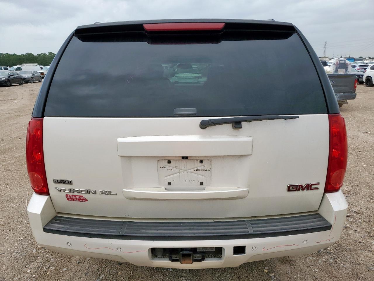 2009 GMC Yukon Xl C1500 Slt VIN: 1GKFC36029R173526 Lot: 62776015