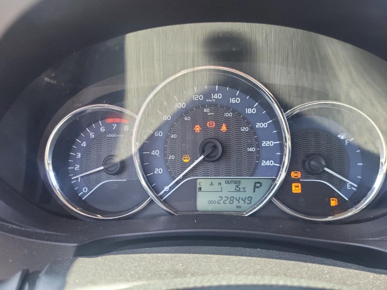 TOYOTA COROLLA 2015 VIN 2T1BURHE4FC242080 zdjęcie 9