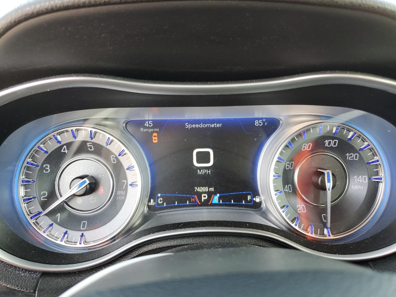 2017 Chrysler 300 Limited VIN: 2C3CCAAGXHH668261 Lot: 62265035