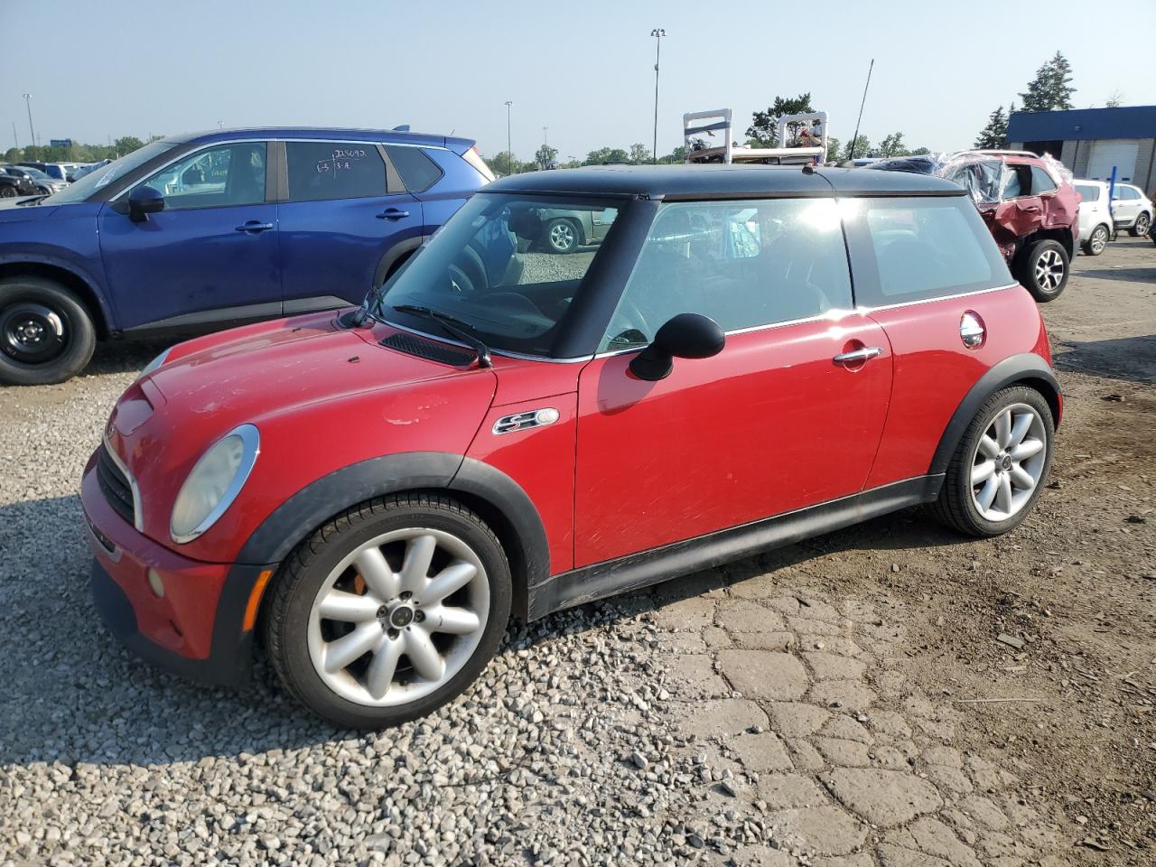 2005 Mini Cooper S for Sale in Woodhaven, MI - Minor Dent/Scratches