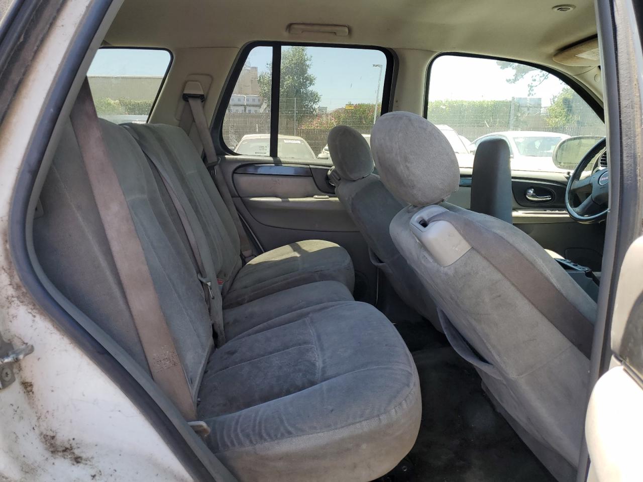 2005 GMC Envoy VIN: 1GKDT13S852122469 Lot: 62105225