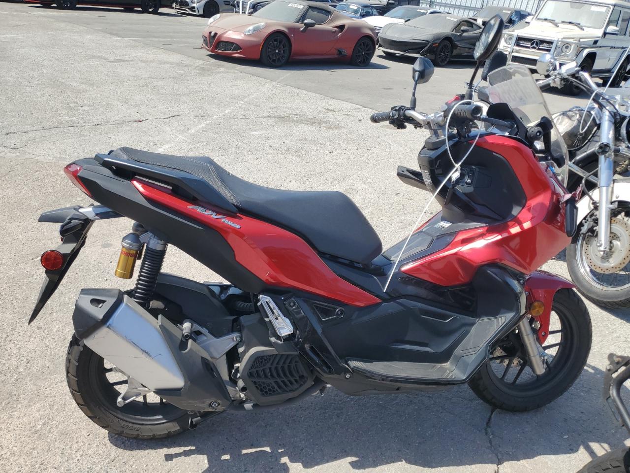 MLHKF3858N5102274 HONDA ADV150 Photo 1